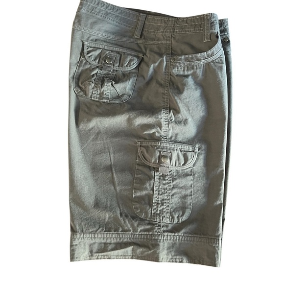 KUHL WOMEN’S OUTDOOR ADVENTURE SHORTS ARMY GREEN SIZE 14 - Picture 9 of 10